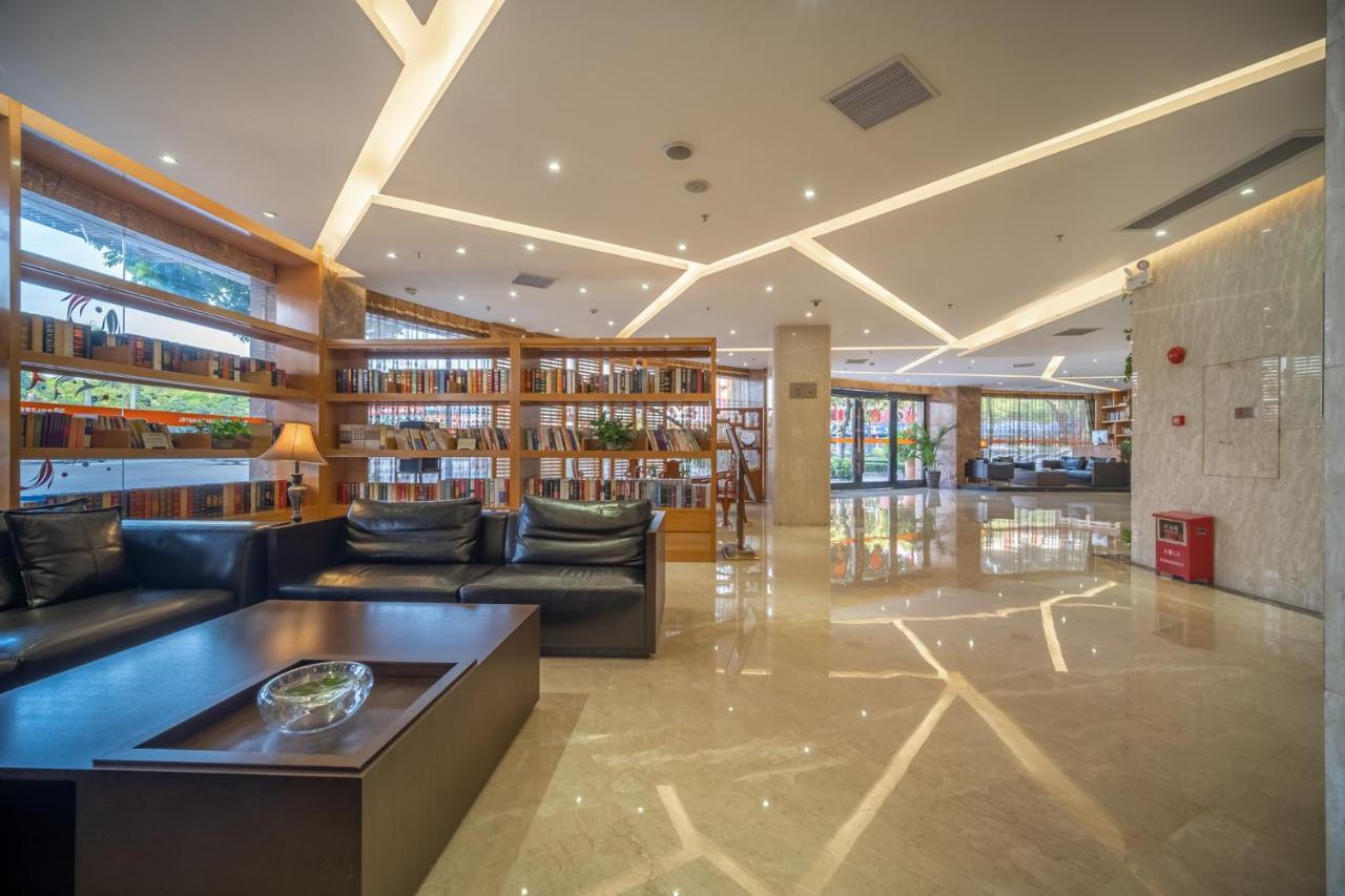Relteem Hotel Zhongshan  Exterior photo