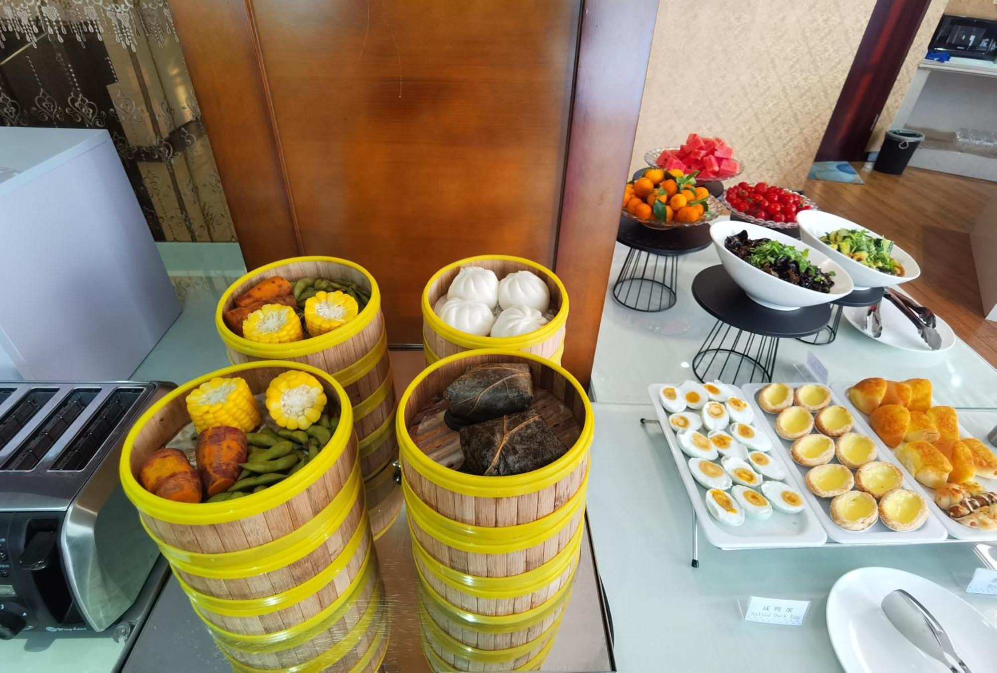 Relteem Hotel Zhongshan  Exterior photo